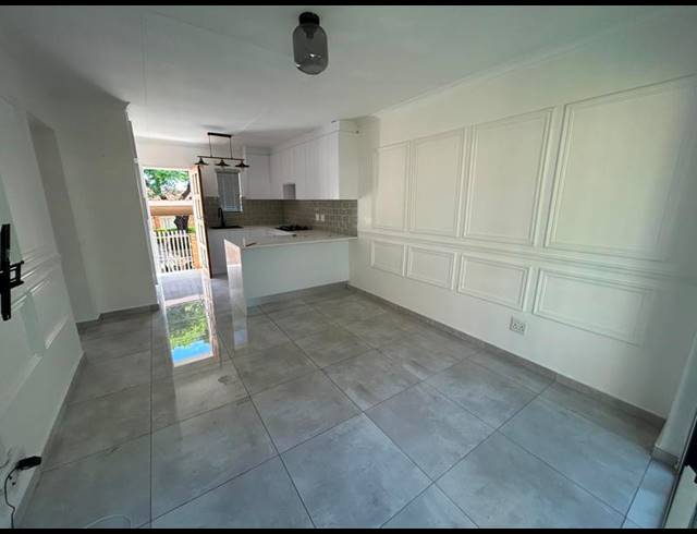 2 BEDROOM PROPERTY TO RENT IN KOSMOSDAL